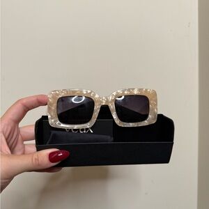 Elegant Beige Sunglasses